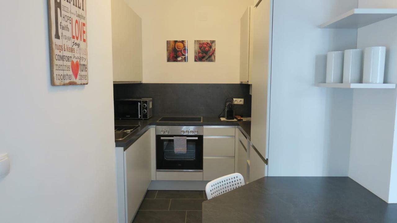 2 Zimmer Wohnung Вена Экстерьер фото