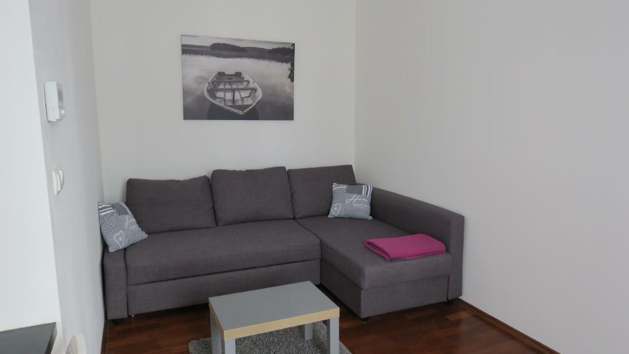 2 Zimmer Wohnung Вена Экстерьер фото